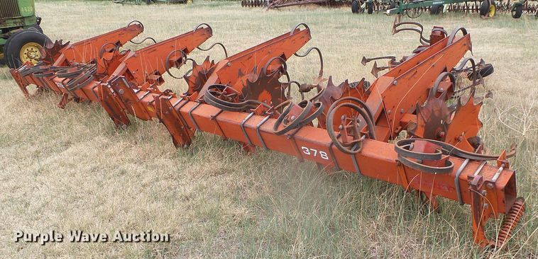 image for item DI5565 Krause 378  row crop cultivator