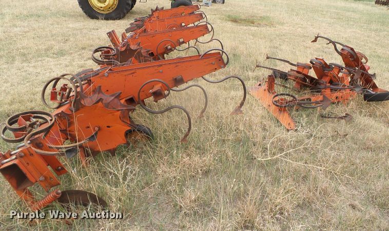 image for item DI5565 Krause 378  row crop cultivator