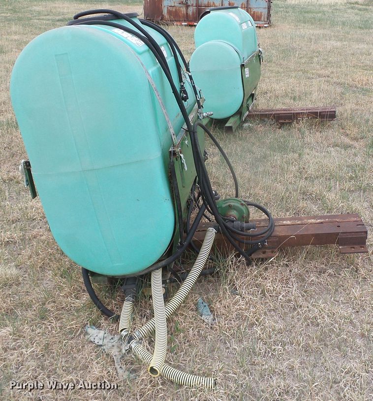 image for item DI5567 (2) saddle tanks