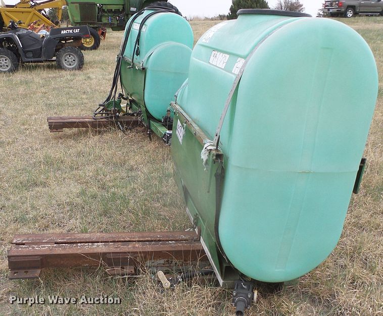 image for item DI5567 (2) saddle tanks
