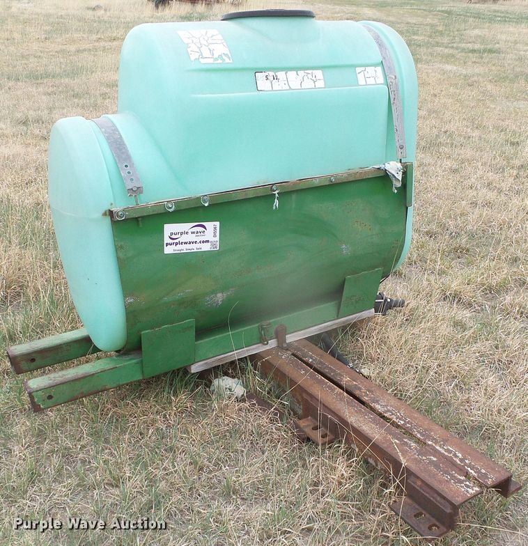 image for item DI5567 (2) saddle tanks