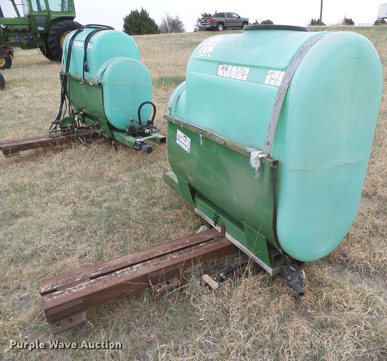 image for item DI5567 (2) saddle tanks