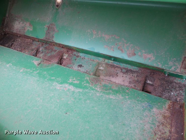 image for item DI5570 (3) John Deere 9300 hoe grain drills