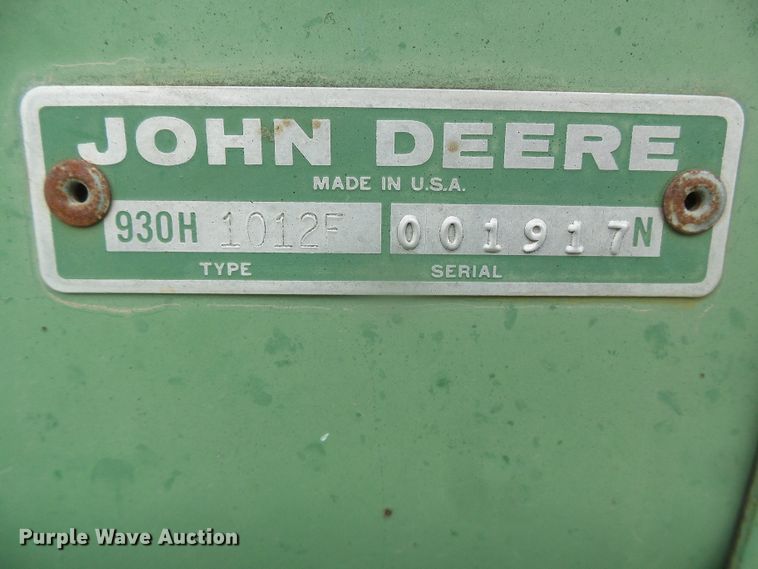 image for item DI5570 (3) John Deere 9300 hoe grain drills