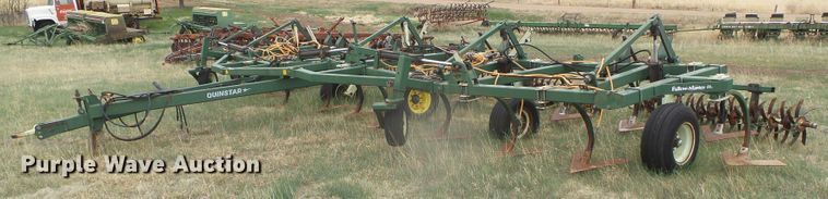 image for item DI5572 QuinStar Fallow Master II  field cultivator