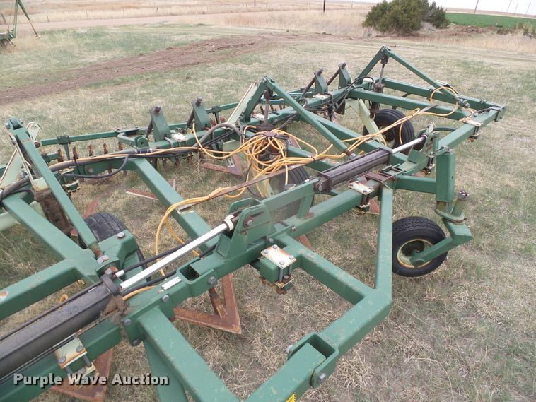 image for item DI5572 QuinStar Fallow Master II  field cultivator