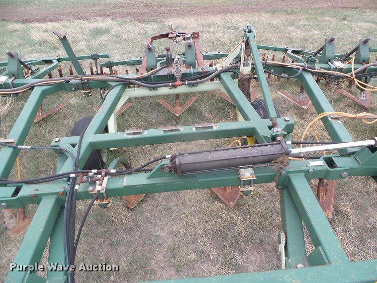 image for item DI5572 QuinStar Fallow Master II  field cultivator