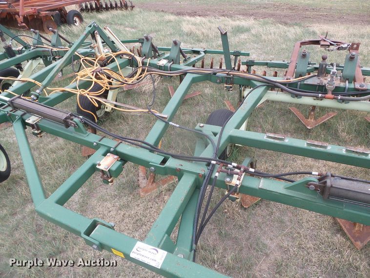 image for item DI5572 QuinStar Fallow Master II  field cultivator