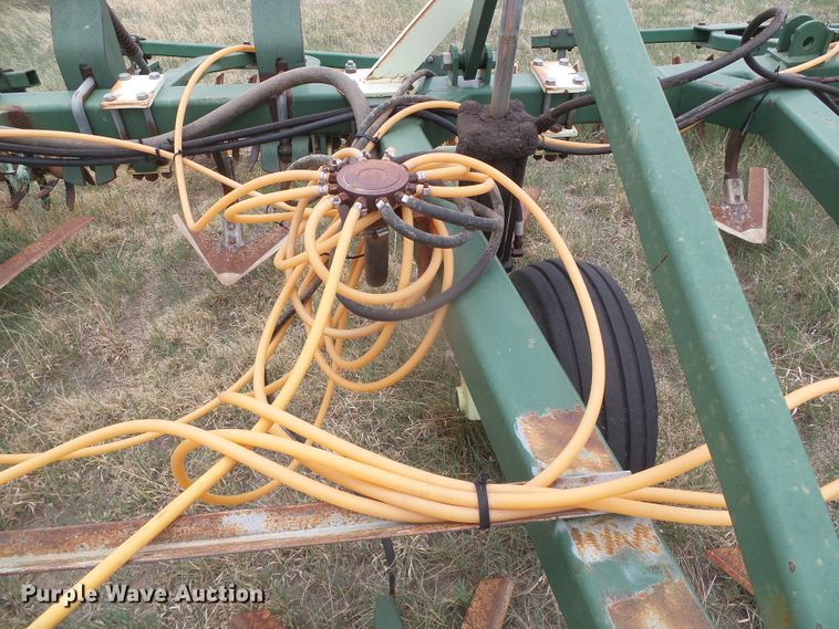 image for item DI5572 QuinStar Fallow Master II  field cultivator