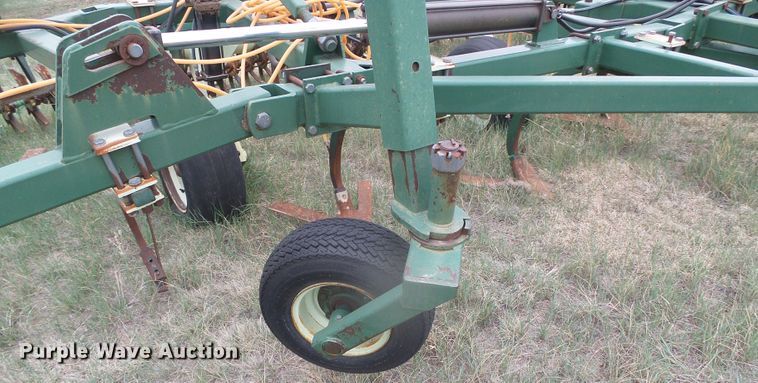 image for item DI5572 QuinStar Fallow Master II  field cultivator