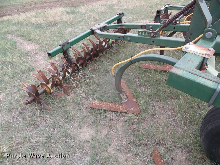 image for item DI5572 QuinStar Fallow Master II  field cultivator