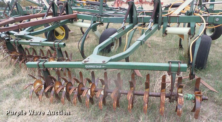 image for item DI5572 QuinStar Fallow Master II  field cultivator