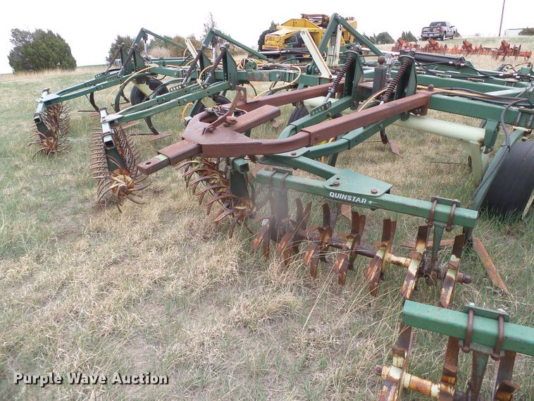 image for item DI5572 QuinStar Fallow Master II  field cultivator
