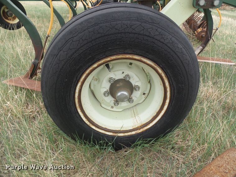 image for item DI5572 QuinStar Fallow Master II  field cultivator