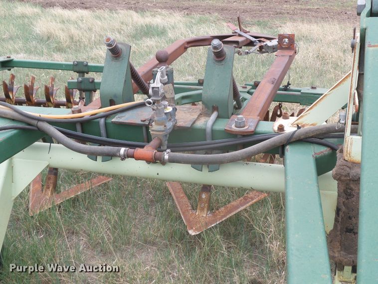 image for item DI5572 QuinStar Fallow Master II  field cultivator