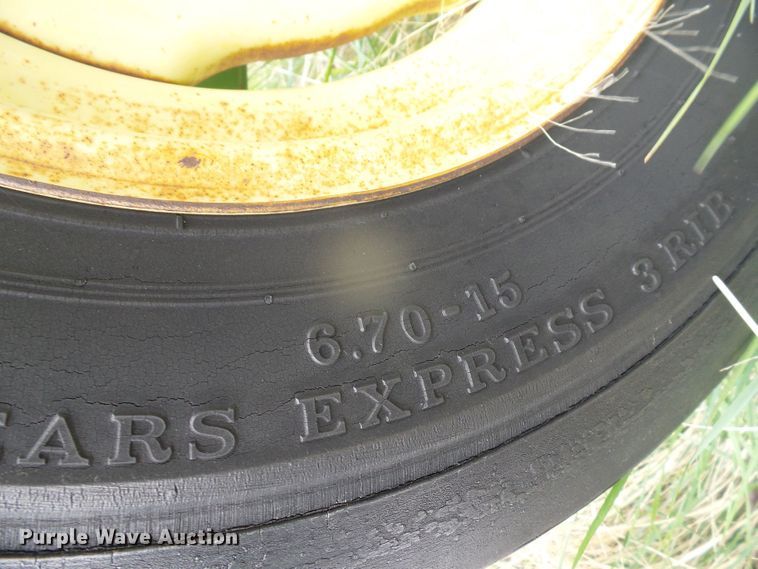 image for item DI5574 John Deere 400  rotary hoe