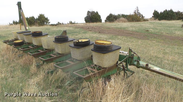 image for item DI5575 John Deere P7100  planter