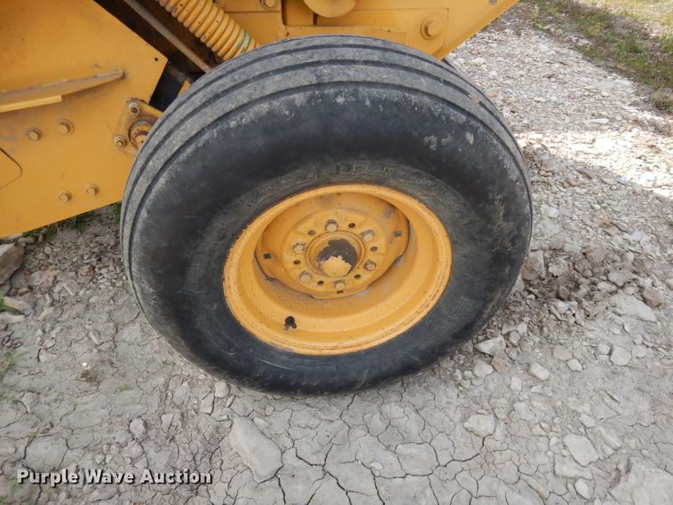 image for item DI6529 1998 Vermeer 504L  round baler