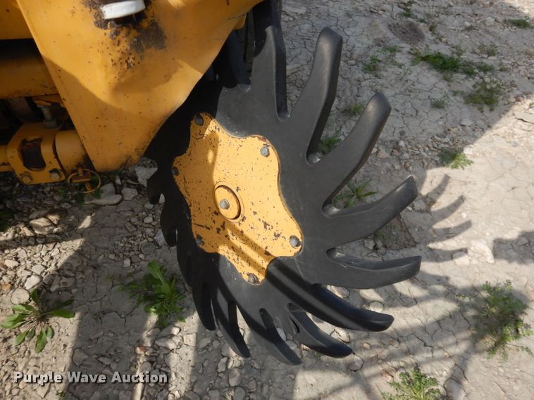 image for item DI6529 1998 Vermeer 504L  round baler