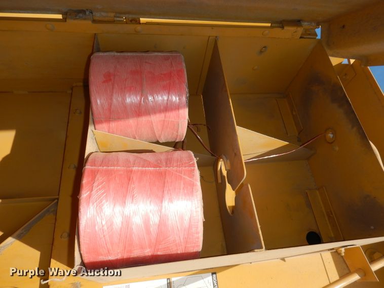 image for item DI6529 1998 Vermeer 504L  round baler