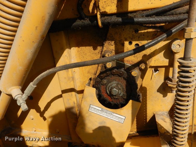 image for item DI6529 1998 Vermeer 504L  round baler