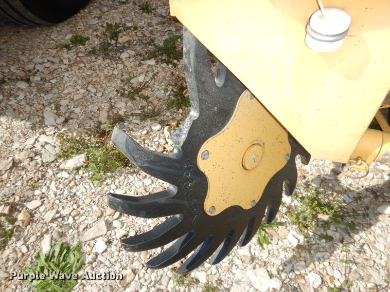 image for item DI6529 1998 Vermeer 504L  round baler