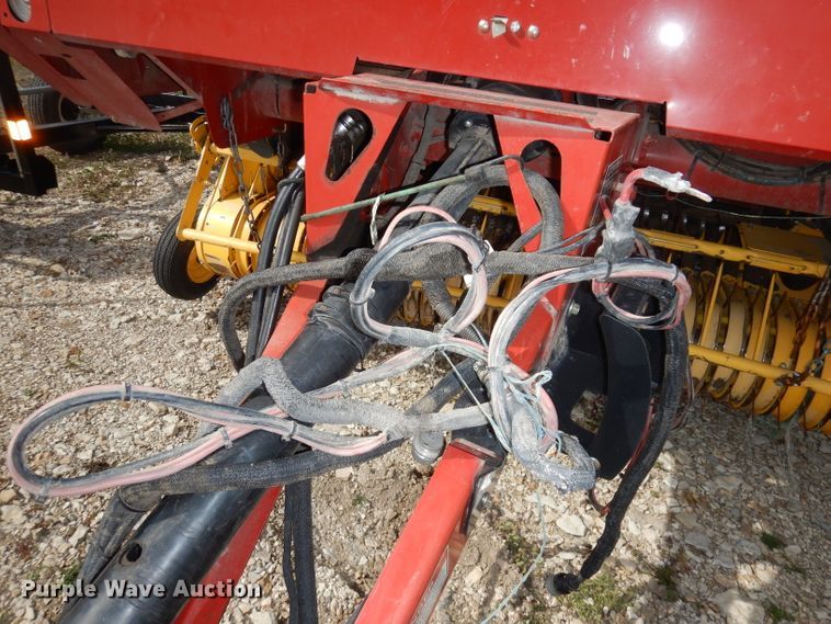 image for item DI6530 2012 New Holland BR7090  round baler