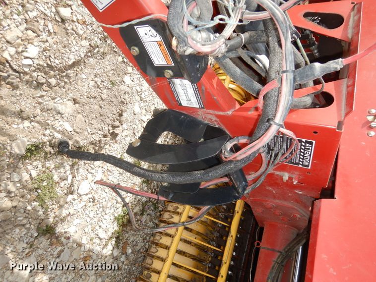 image for item DI6530 2012 New Holland BR7090  round baler