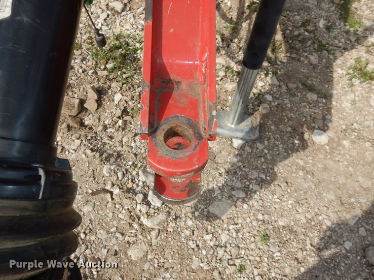 image for item DI6530 2012 New Holland BR7090  round baler