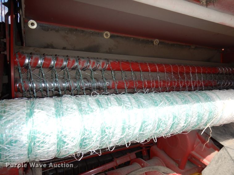 image for item DI6530 2012 New Holland BR7090  round baler