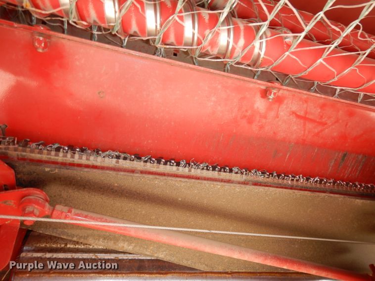 image for item DI6530 2012 New Holland BR7090  round baler