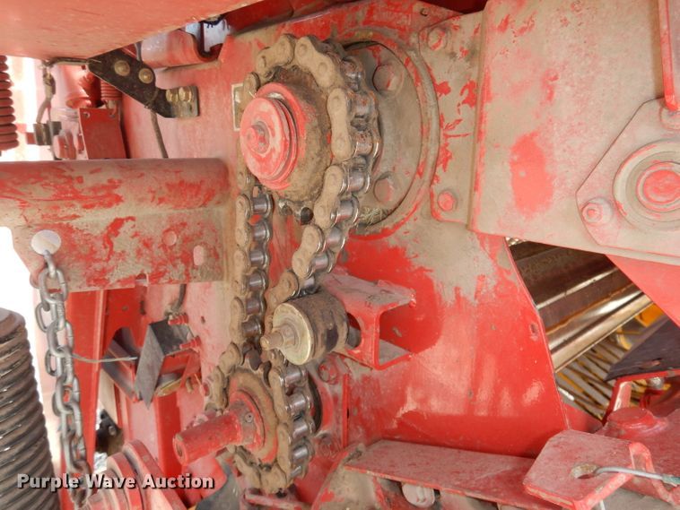 image for item DI6530 2012 New Holland BR7090  round baler