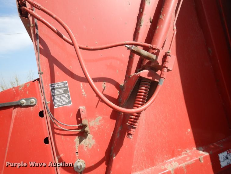 image for item DI6530 2012 New Holland BR7090  round baler