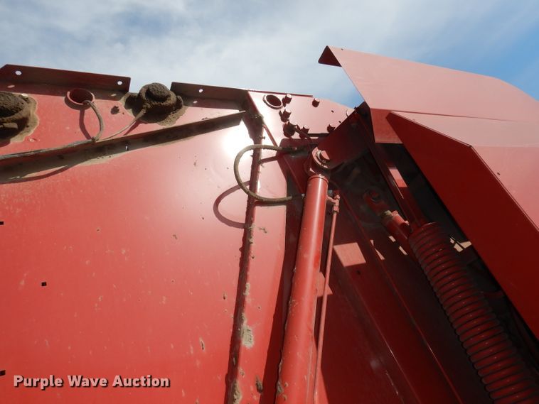 image for item DI6530 2012 New Holland BR7090  round baler