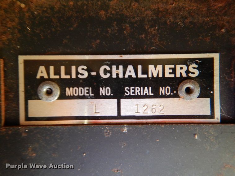 image for item DJ0769 Gleaner M2  combine