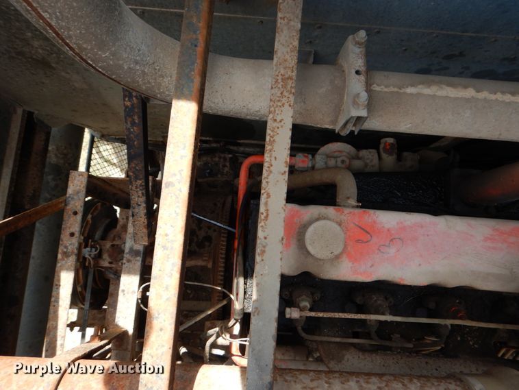 image for item DJ0769 Gleaner M2  combine