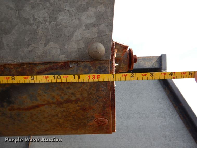 image for item DJ0769 Gleaner M2  combine