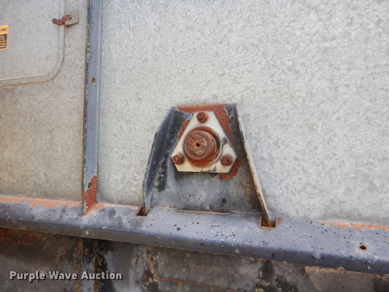 image for item DJ0769 Gleaner M2  combine