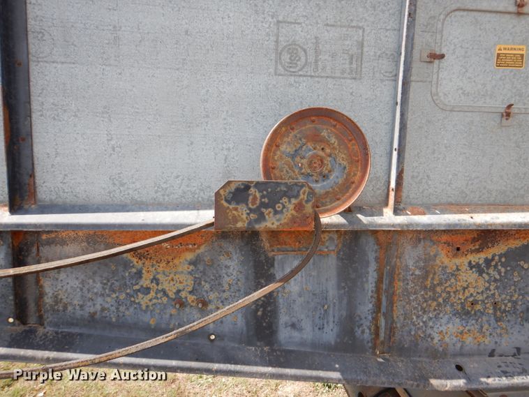 image for item DJ0769 Gleaner M2  combine