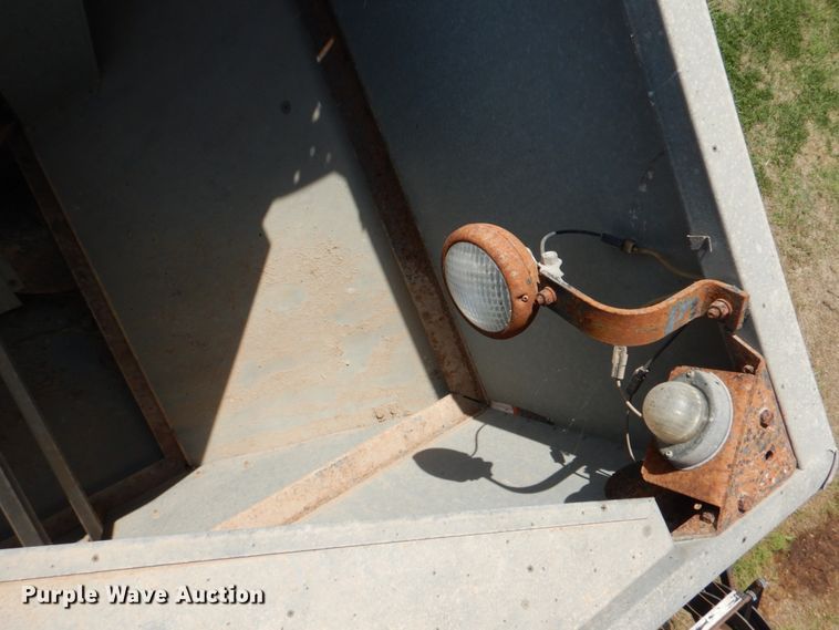 image for item DJ0769 Gleaner M2  combine