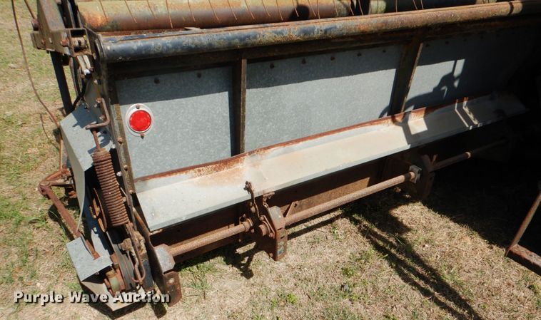 image for item DJ0769 Gleaner M2  combine