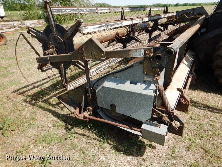 image for item DJ0769 Gleaner M2  combine