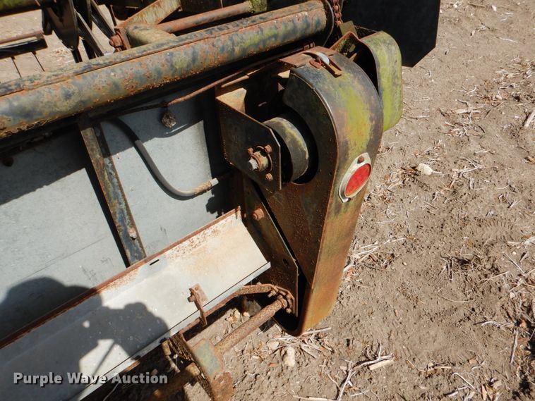 image for item DJ0769 Gleaner M2  combine