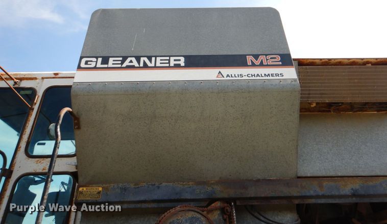 image for item DJ0769 Gleaner M2  combine