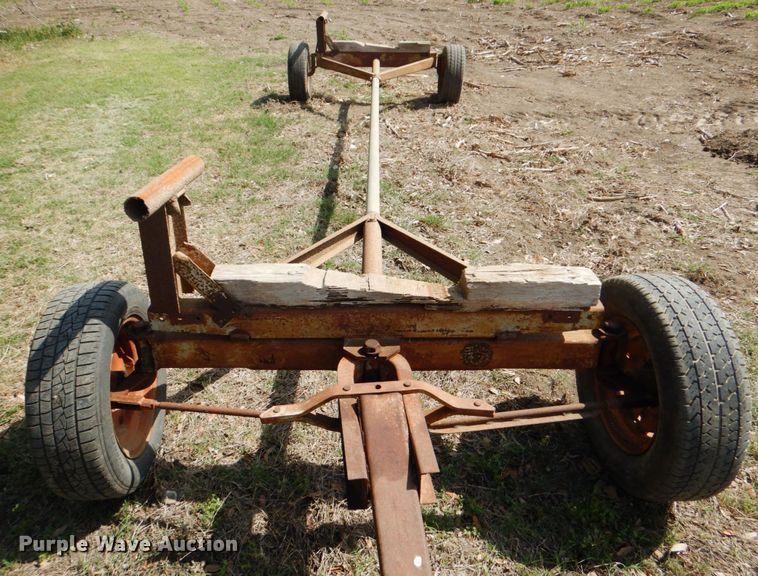 image for item DJ0769 Gleaner M2  combine