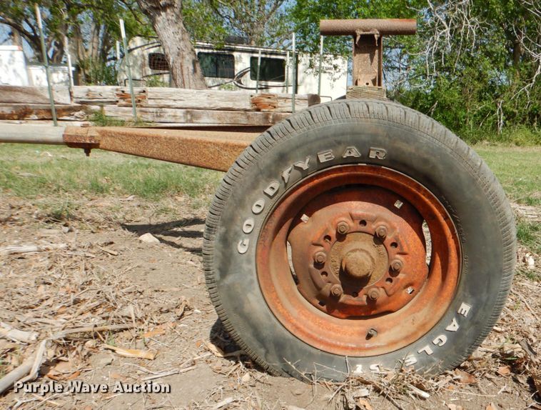 image for item DJ0769 Gleaner M2  combine