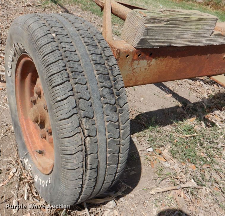 image for item DJ0769 Gleaner M2  combine