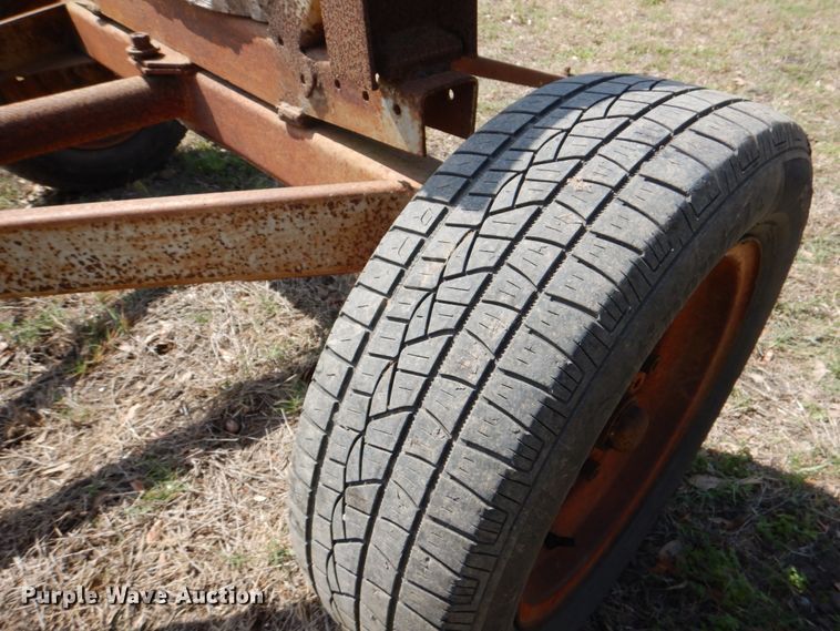 image for item DJ0769 Gleaner M2  combine
