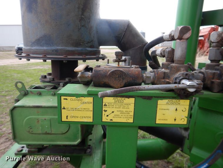 image for item DJ1188 Handlair 560  grain vaccum