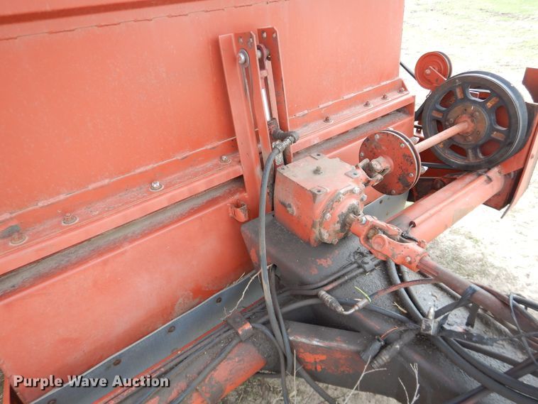 image for item DJ1189 Hesston hay bale stacker